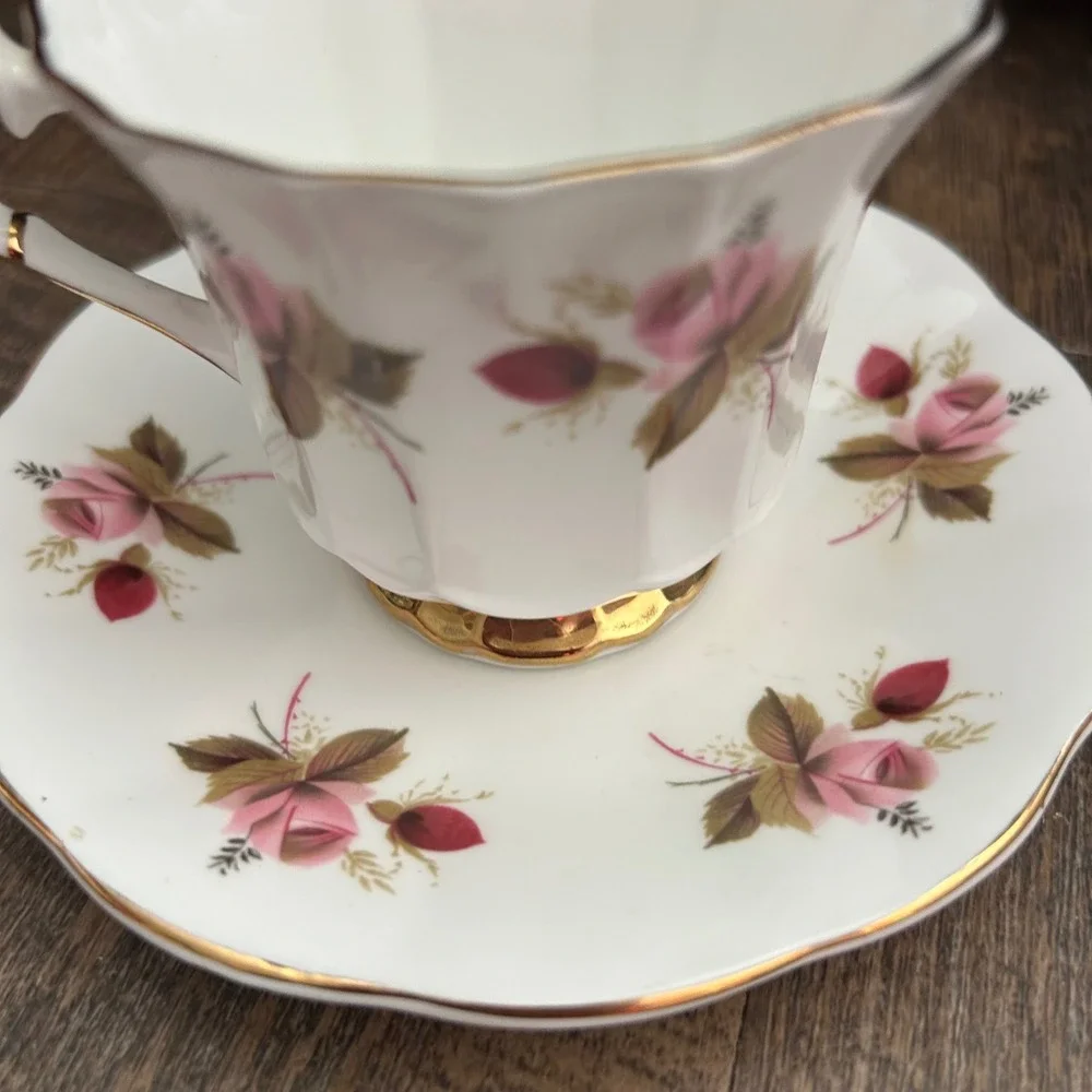 Elizabethan Taylor & Kent Fine Bone China Tea Cup Saucer Pink Rose Gold Trim
